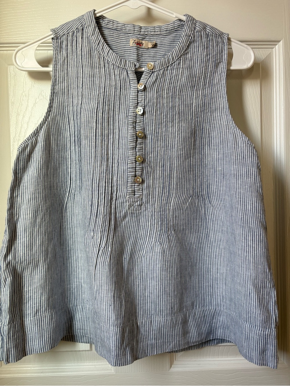 Faherty 100% Linen Isha Top Mini Blue Stripe - Picture 2 of 5